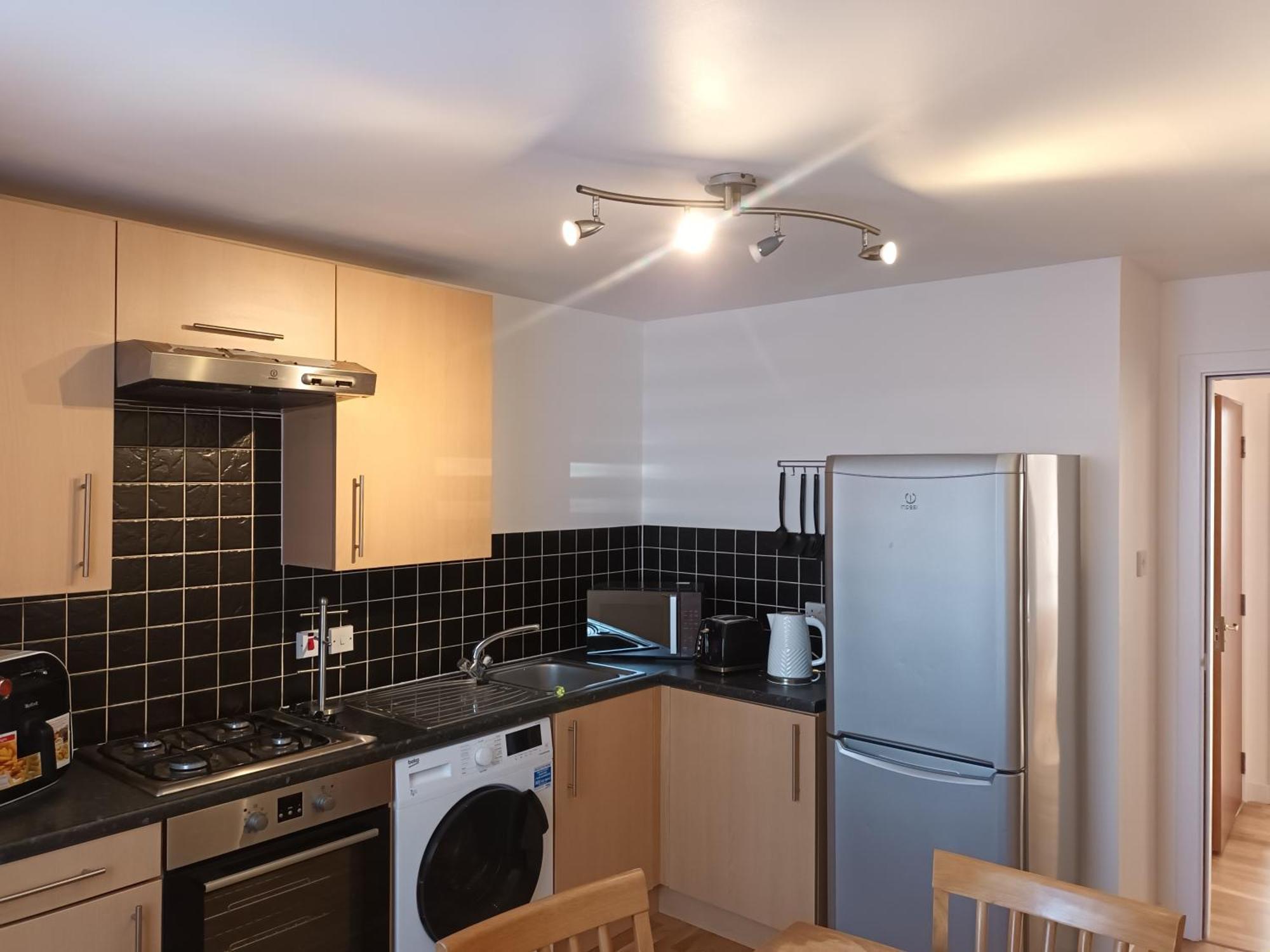 Spacious Elegant 2-Br Apartment In Aberdeen City Centre Exterior foto